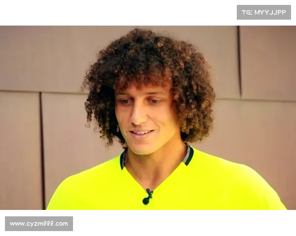 大卫路易斯在现代足球中的真实定位与多重角色解析