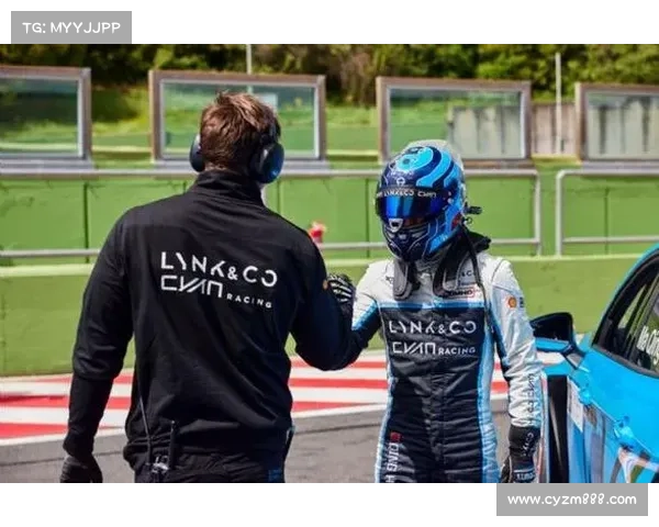 意大利车手斩获国际摩托赛冠军