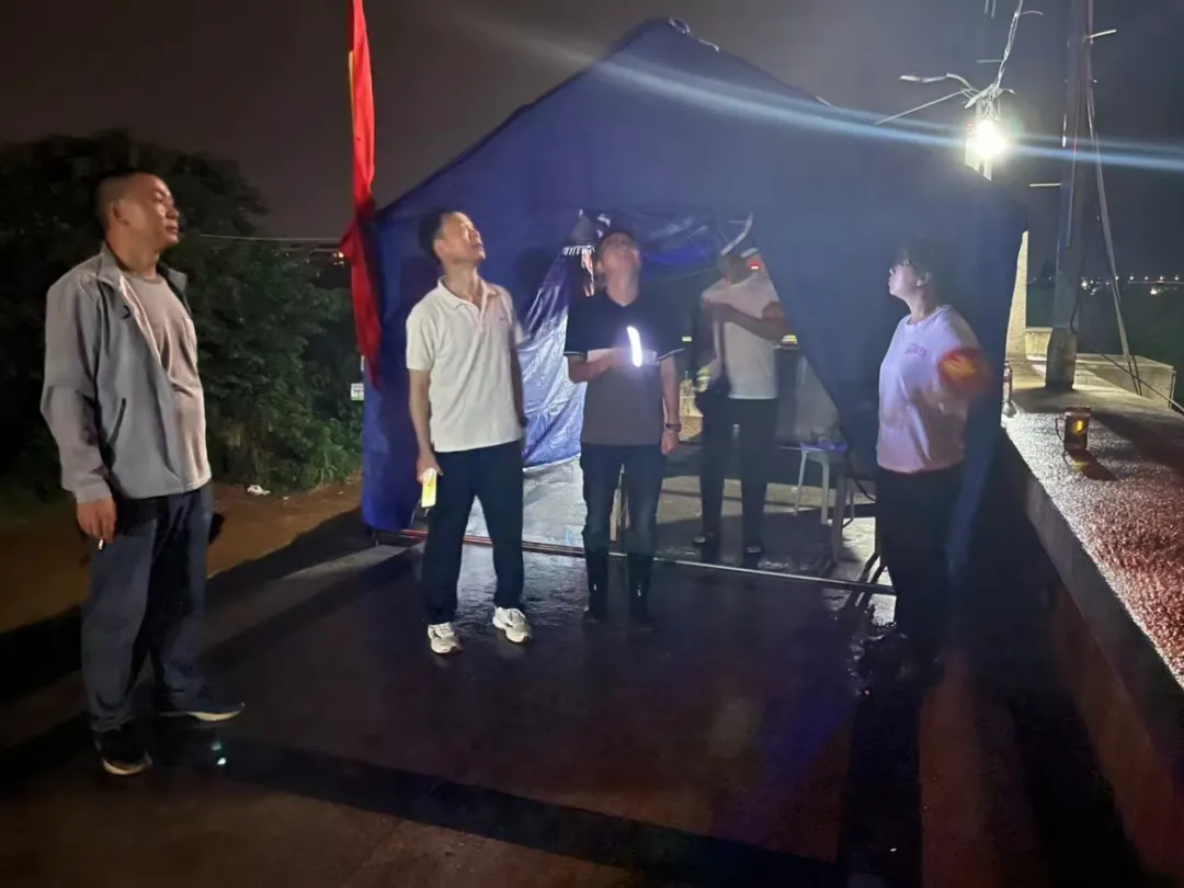 &ldquo;文&rdquo;汛而动，全力筑牢&ldquo;安全堤&rdquo; &mdash;&mdash;市环球360官网集团防汛在行动