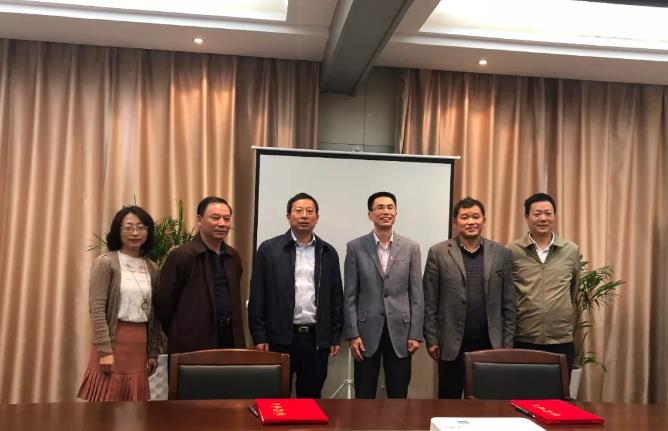 @遵义人，车厢里一向收听的FM101.7，原来是......