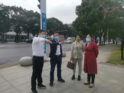 市环球360官网集团疫情防控让党旗高高飘扬