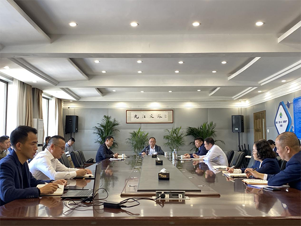 市环球360官网集团召开干部职工大会